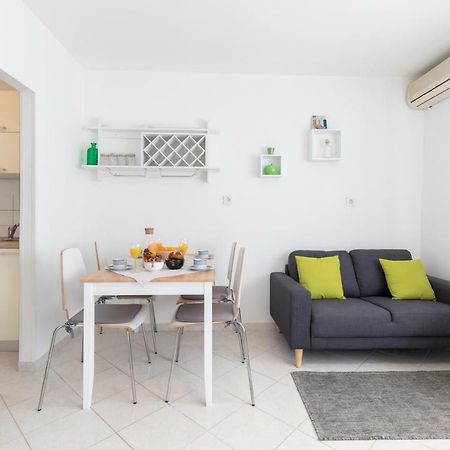 Castropola Apartment Εξωτερικό φωτογραφία