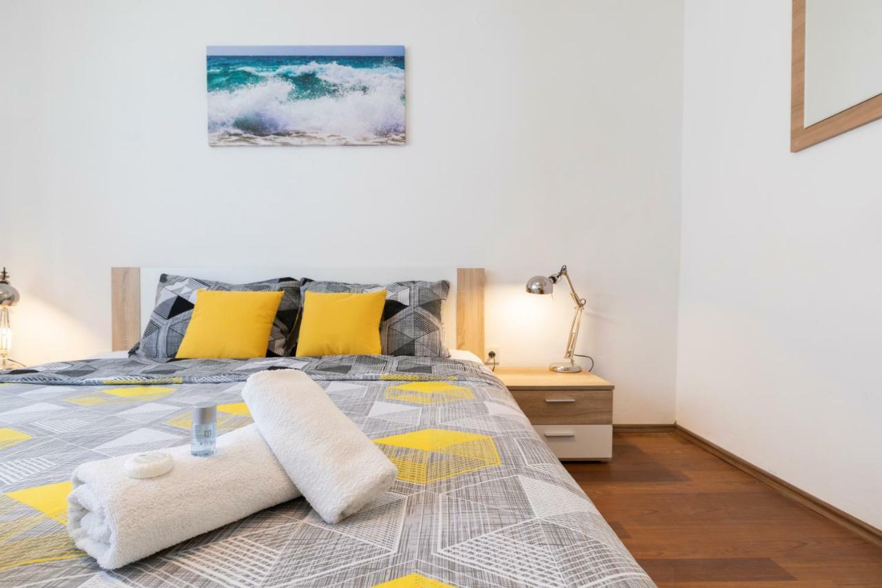 Castropola Apartment Εξωτερικό φωτογραφία