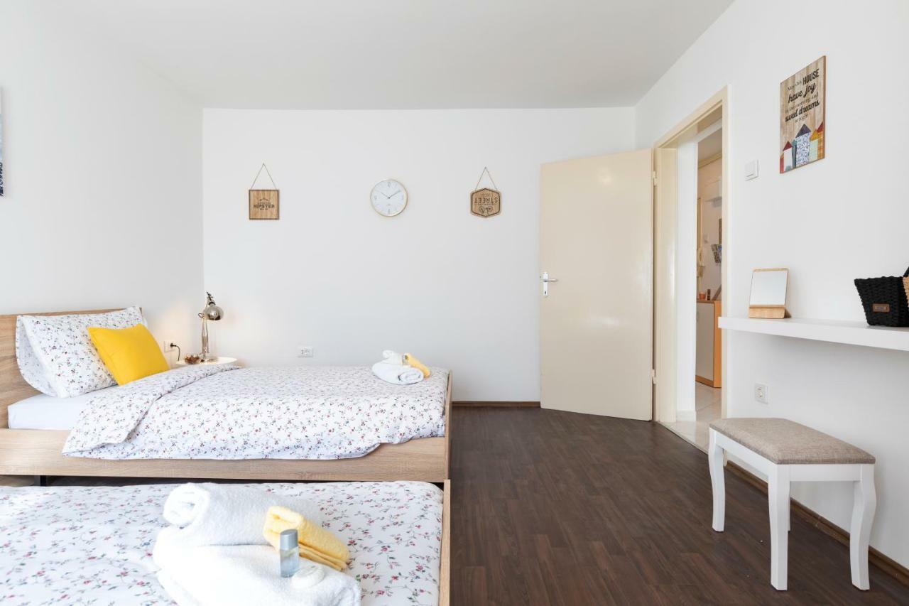Castropola Apartment Εξωτερικό φωτογραφία